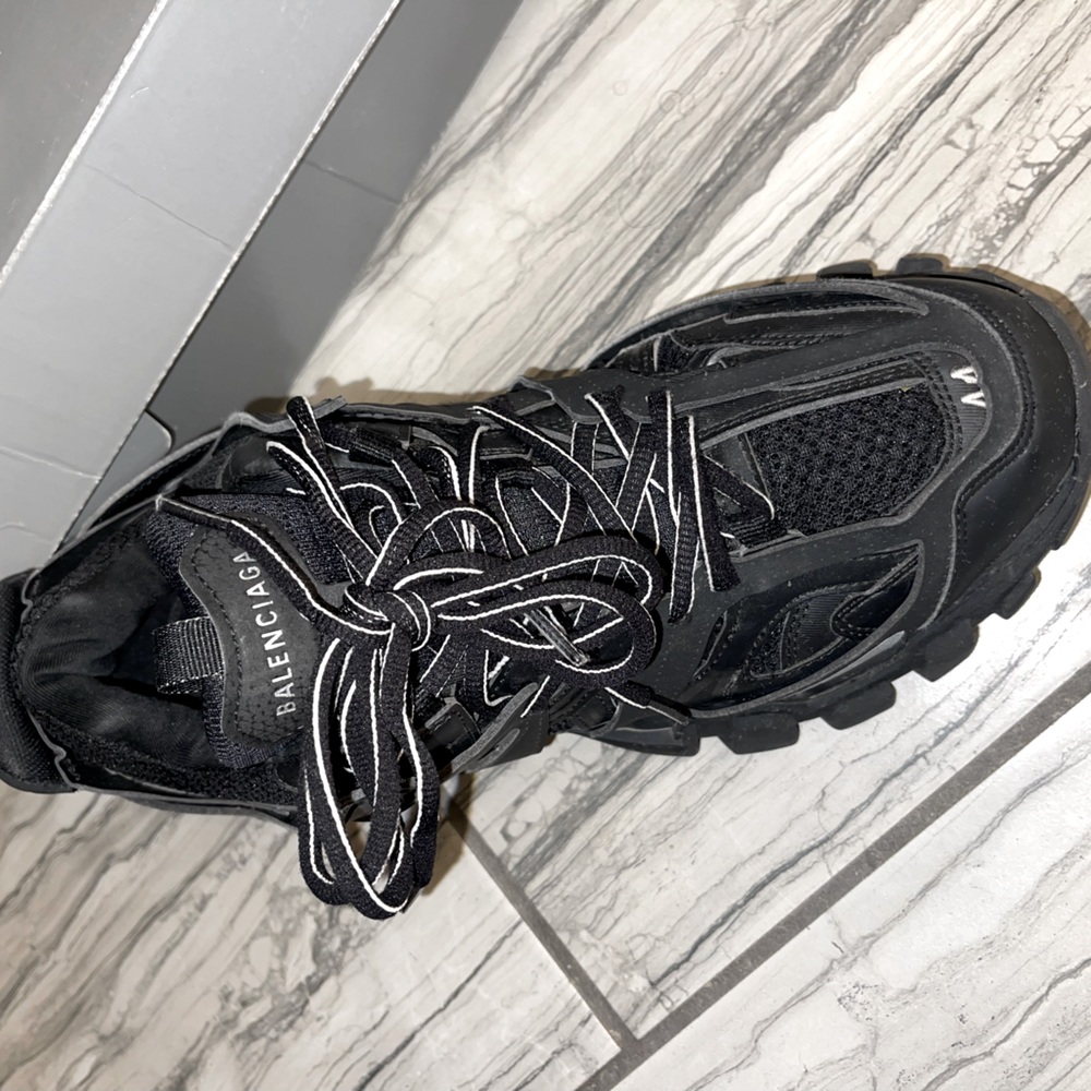 Balenciaga Track Black